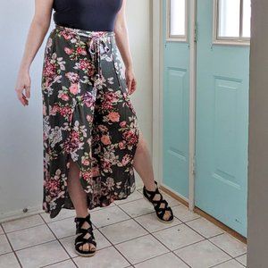 Xhilaration Small Split Leg Floral Olive High Rise Pants